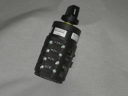 100535                 GOLO SWITCH - MAINTAINED WITH 100541 CAP